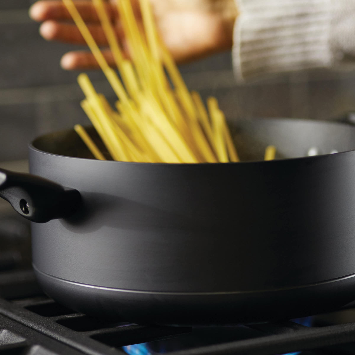 Nonstick 12 Piece Cookware Set N93702